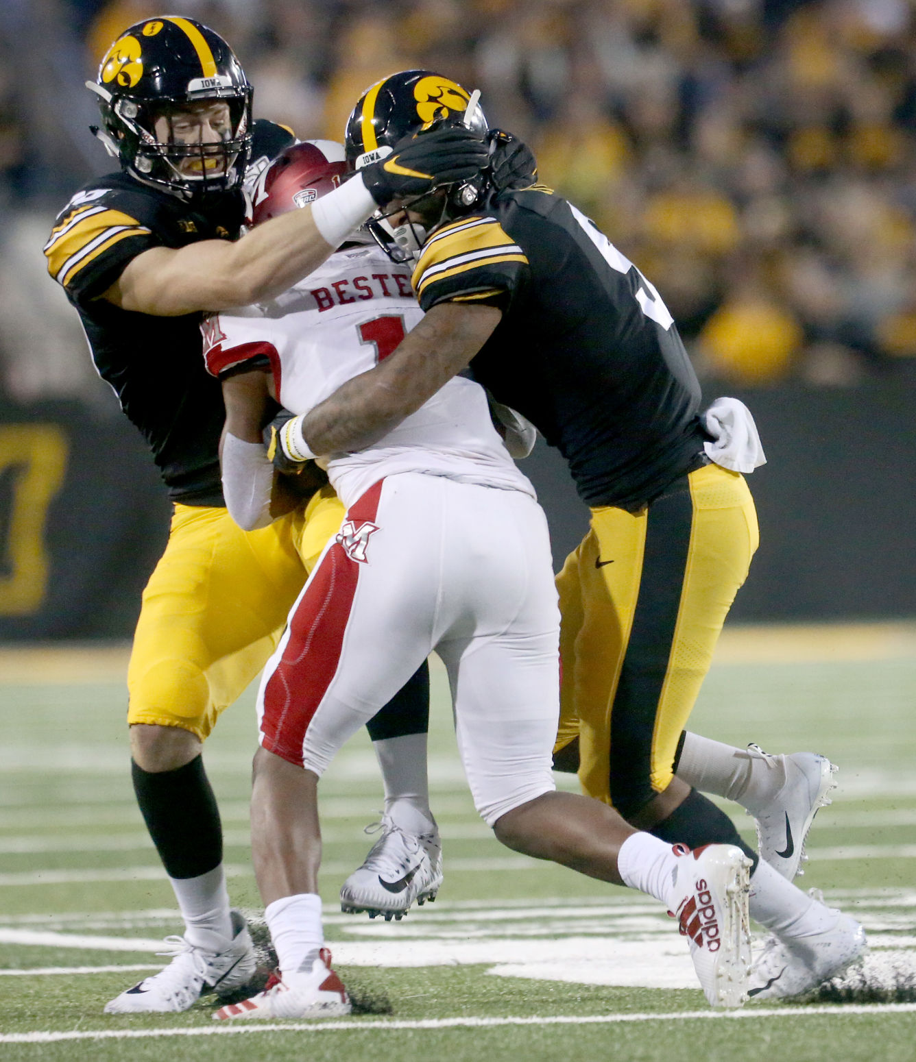 083119-qct-spt-iowa-miami-foot-013